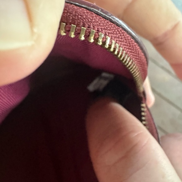 Rare Rare Coach limit edition Signature Rexy Carriage tote w/ matching coin - Picture 12 of 13